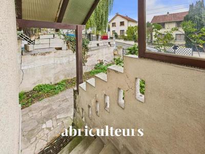 Appartement - 76 m² - 5 pièces