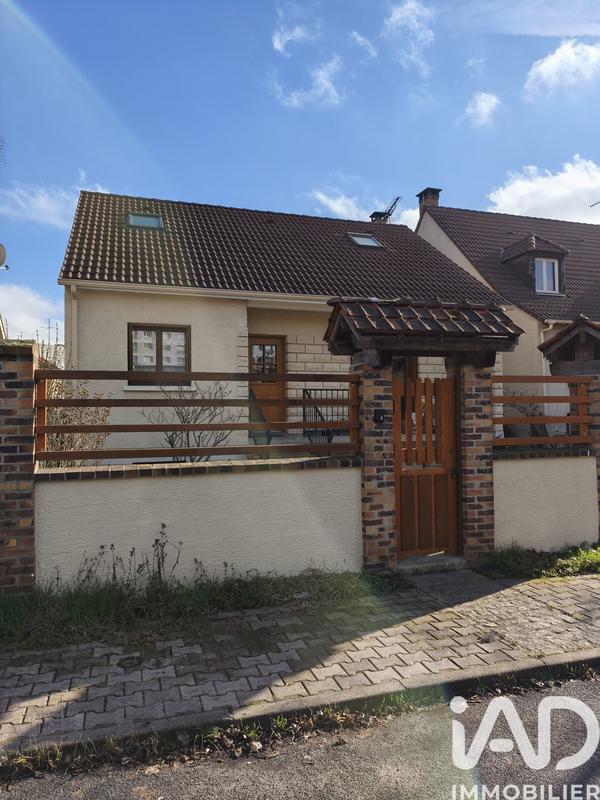 Maison - 100 m² - 5 pièces