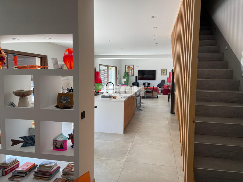 Mas - 260 m² - 6 pièces