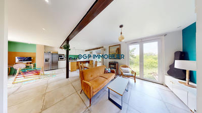 Maison - 95 m² - 3 pièces