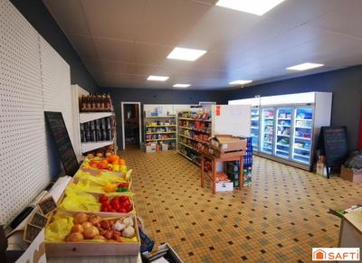 Local commercial - 300 m² - 6 pièces