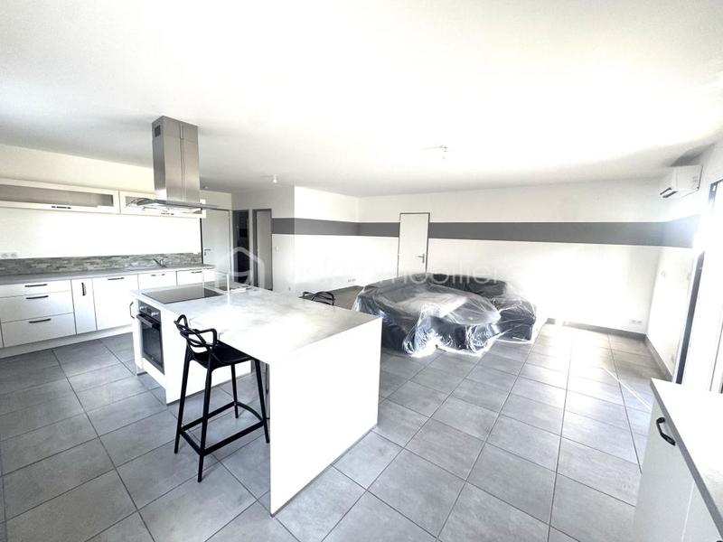 Villa - 90 m² - 3 pièces