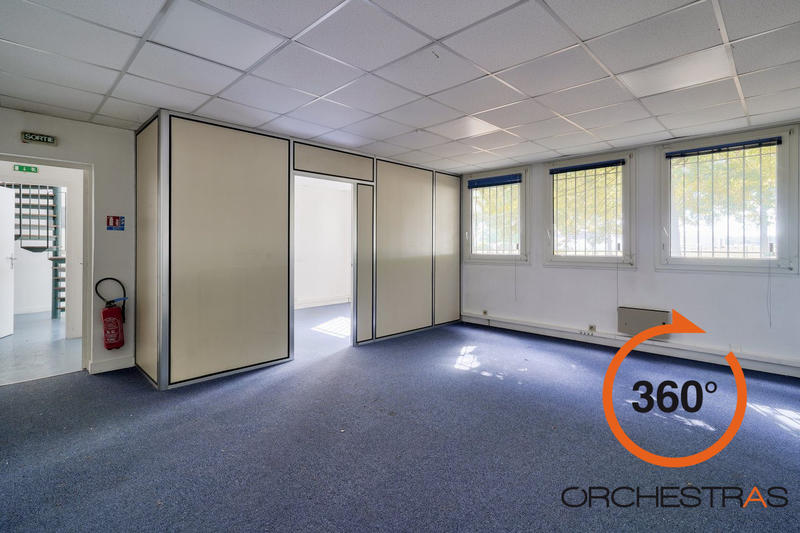Local d'activités - 385 m²