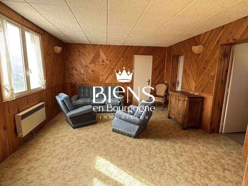 Maison traditionnelle - 174 m² - 7 pièces