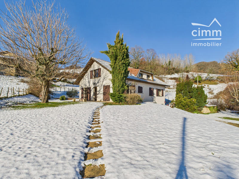 Maison - 184 m² - 6 pièces