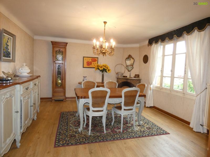 Maison - 105 m² - 6 pièces