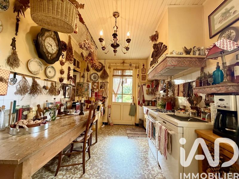 Maison - 271 m² - 6 pièces