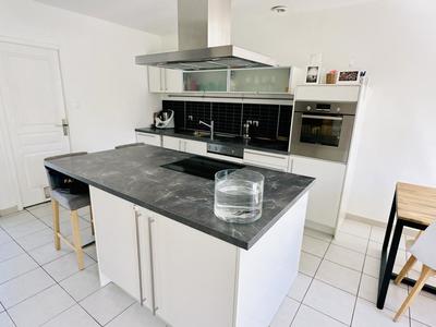 Propriété - 73 m² - 4 pièces
