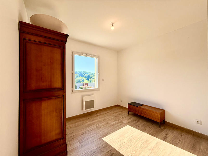 Maison - 80 m² - 5 pièces