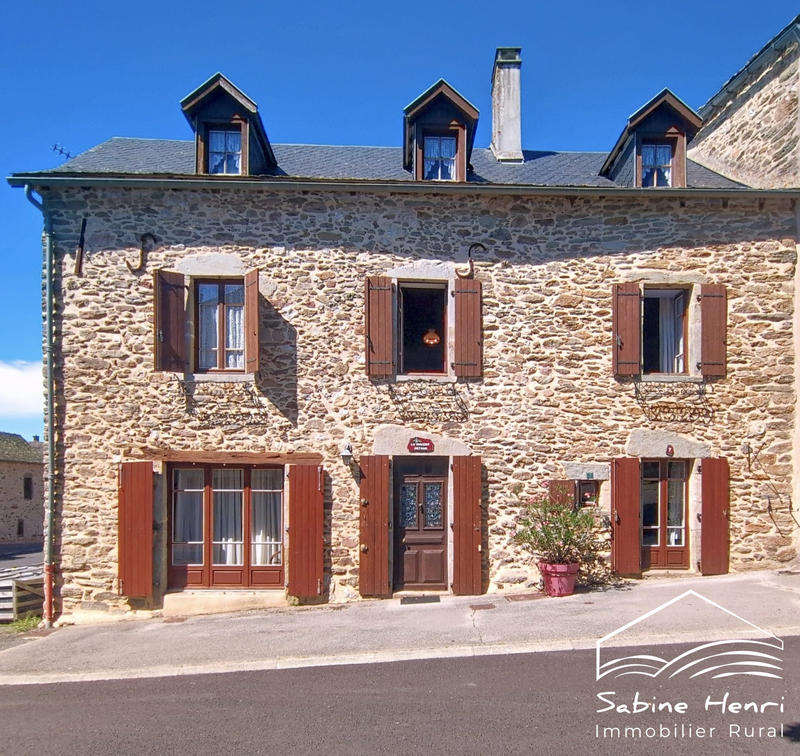 Maison ancienne - 105 m² - 4 pièces