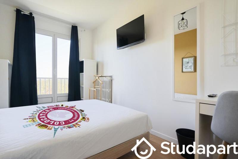 Chambre - 11 m² - 1 pièce