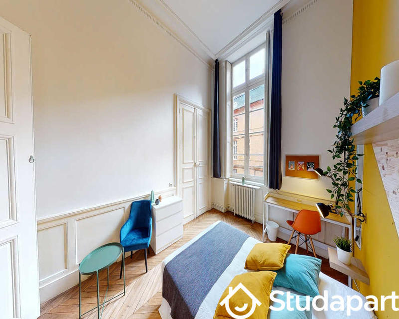 Chambre - 110 m² - 1 pièce