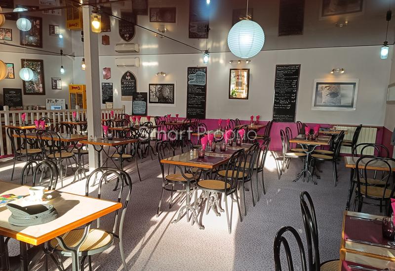 Local commercial - 210 m²