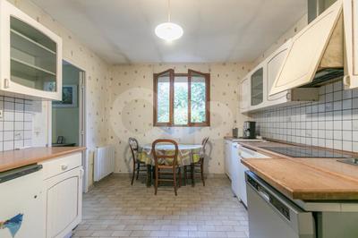 Maison - 138 m² - 6 pièces