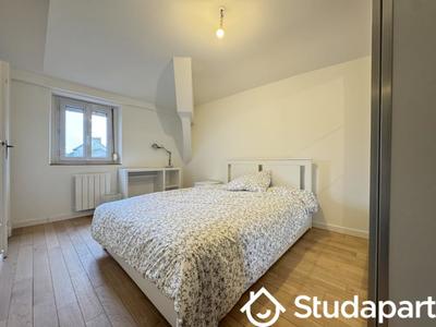 Appartement - 79 m² - 4 pièces