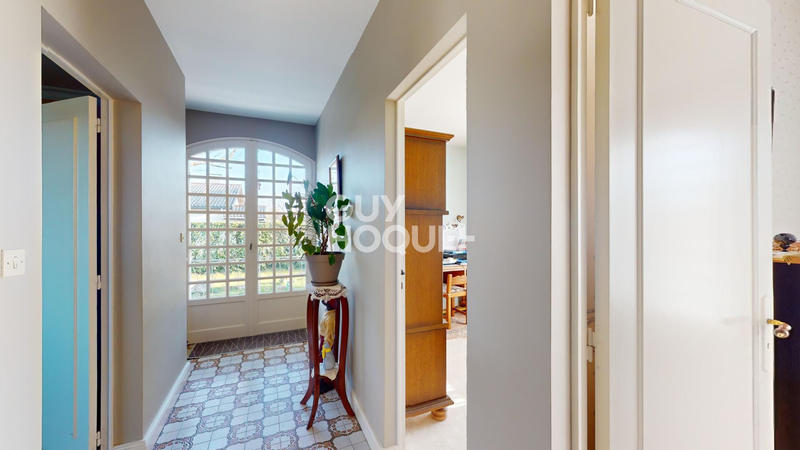 Maison - 195 m² - 7 pièces