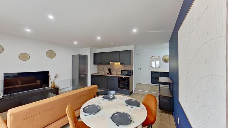 Appartement - 90 m² - 5 pièces