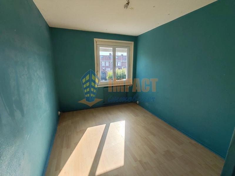 Maison - 96 m² - 5 pièces