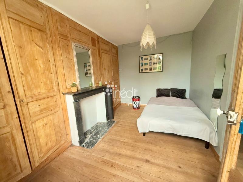 Maison - 218 m² - 8 pièces