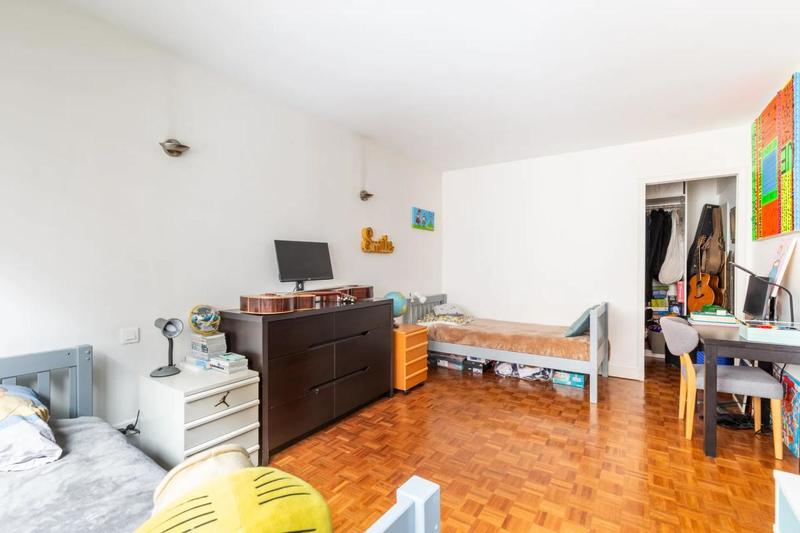 Appartement - 94 m² - 4 pièces