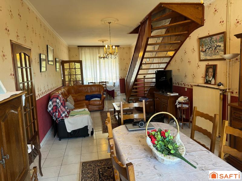 Maison - 180 m² - 7 pièces