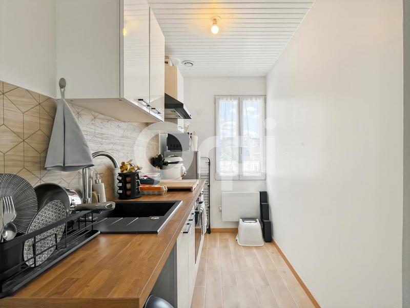 Immeuble - 126 m² - 7 pièces