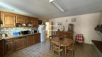 Maison - 170 m² - 5 pièces