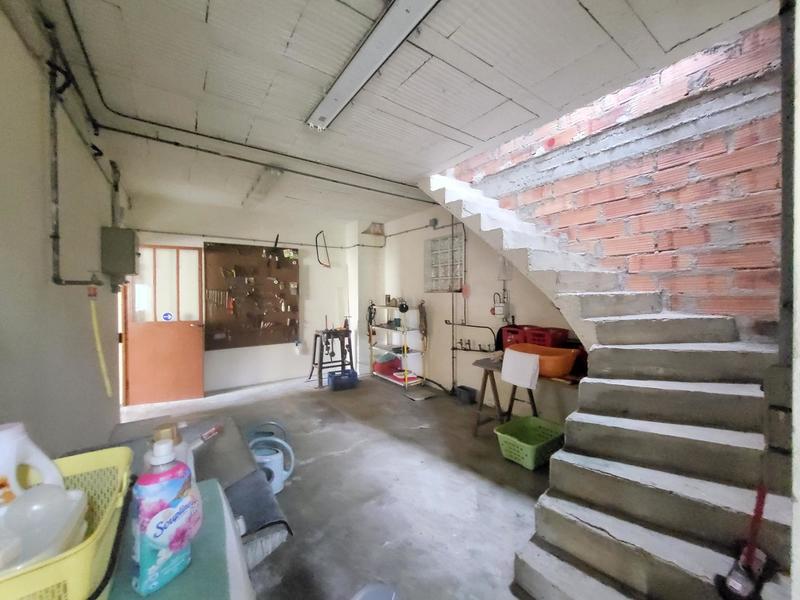 Maison - 171 m² - 6 pièces