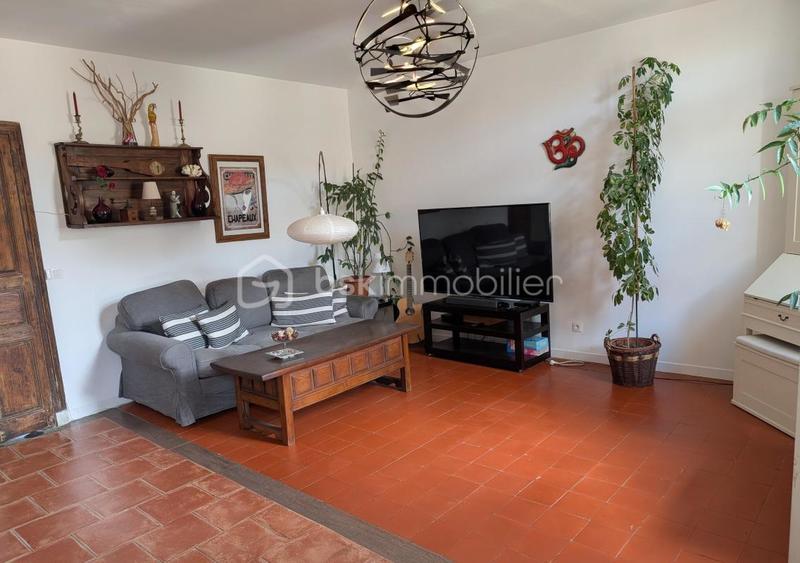 Appartement - 77 m² - 3 pièces