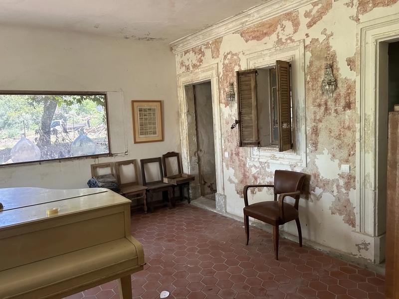 Maison - 413 m² - 17 pièces