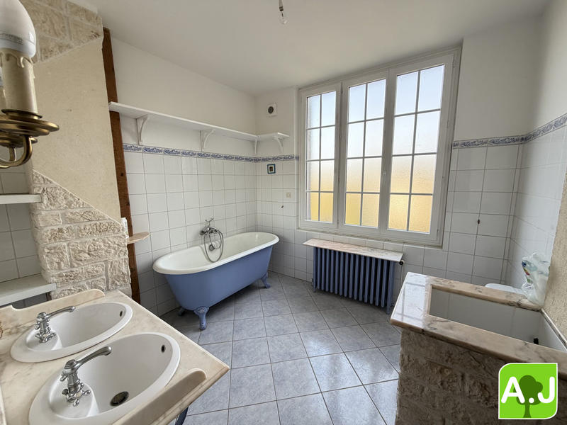 Maison ancienne - 116 m² - 5 pièces