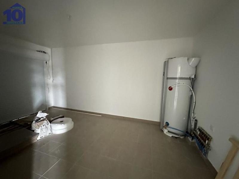 Maison - 96 m² - 5 pièces