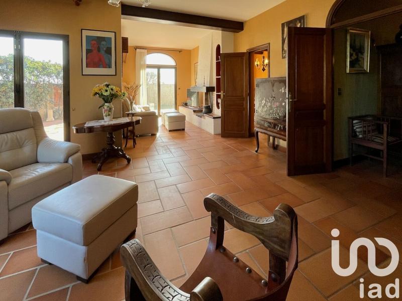 Maison - 276 m² - 9 pièces