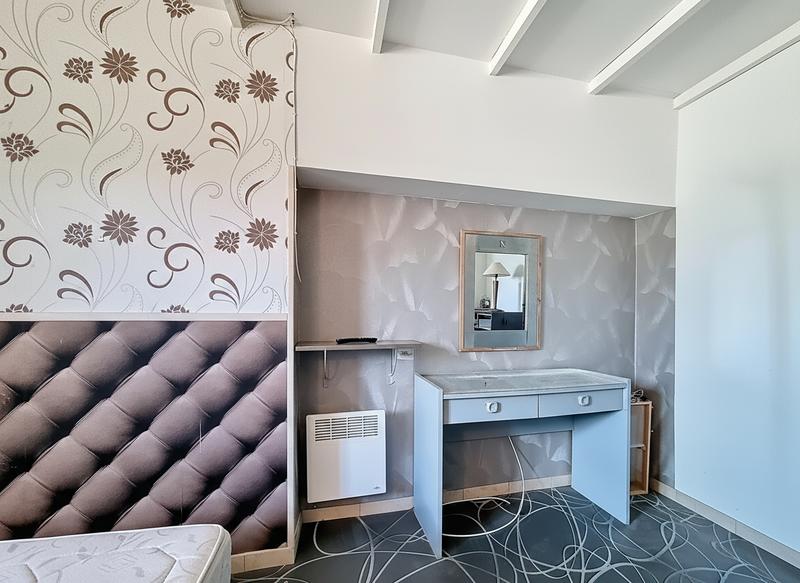 Local commercial - 75 m² - 3 pièces