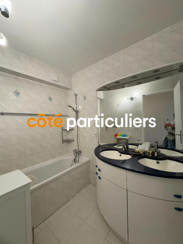 Appartement - 82 m² - 4 pièces
