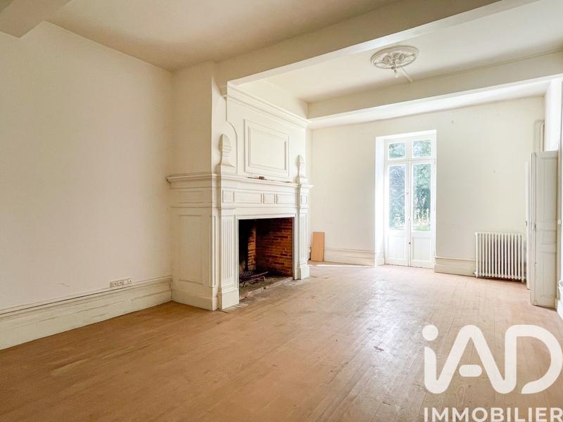 Maison - 460 m² - 10 pièces