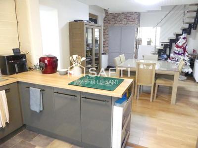 Maison - 95 m² - 6 pièces