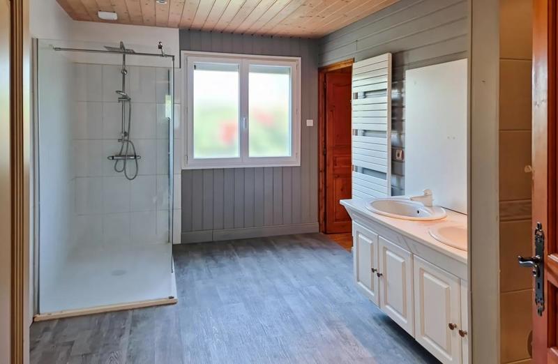 Maison - 190 m² - 7 pièces