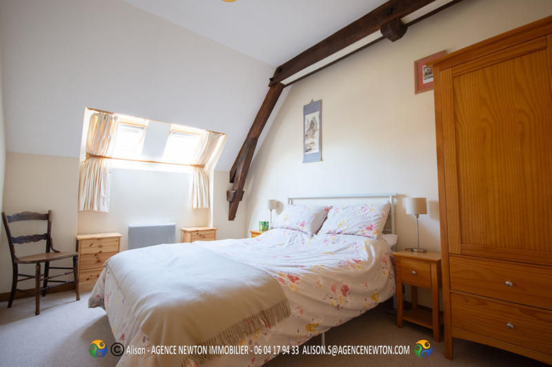 Maison - 227 m² - 10 pièces