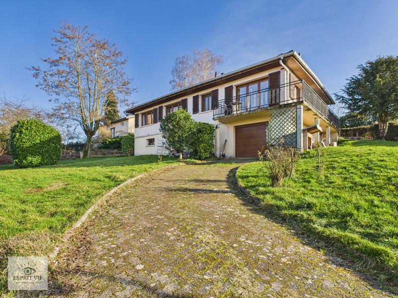 Maison - 106 m² - 6 pièces