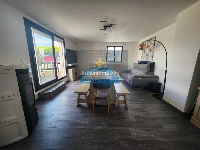 Appartement - 93 m² - 3 pièces