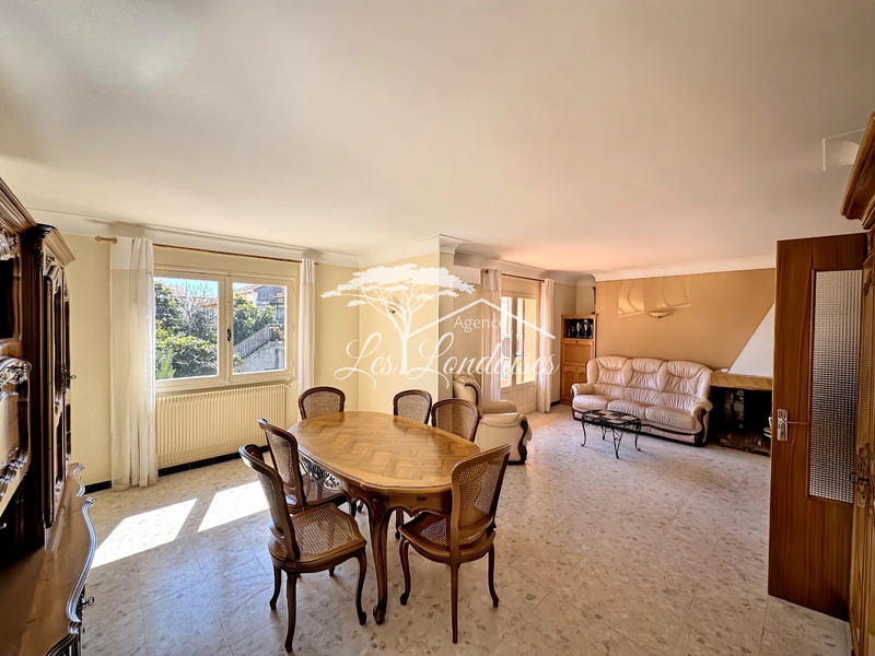 Maison - 180 m² - 6 pièces