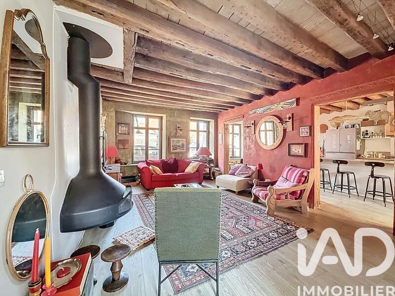 Maison - 187 m² - 7 pièces