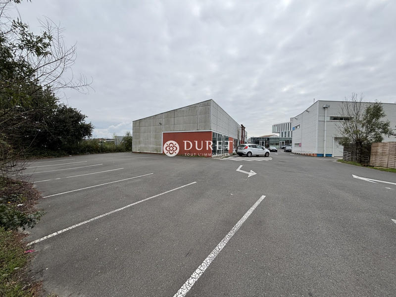 Local commercial - 415 m²