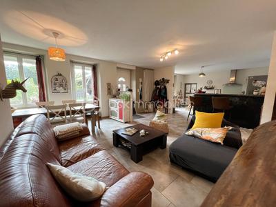 Maison - 165 m² - 6 pièces