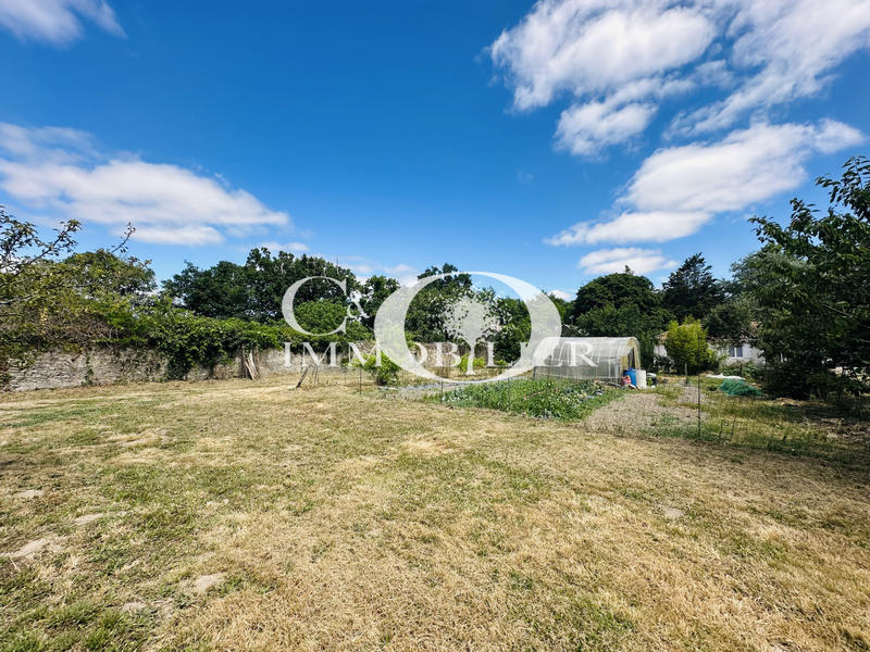 Maison - 364 m² - 6 pièces