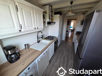 Chambre - 10 m² - 1 pièce