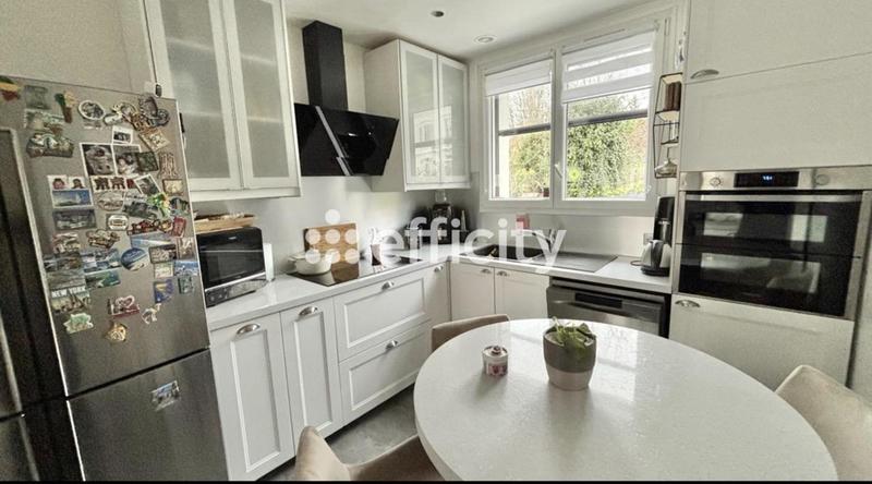 Pavillon - 170 m² - 6 pièces