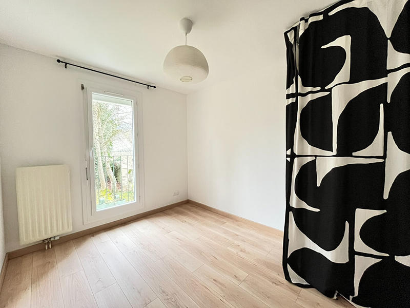 Appartement - 82 m² - 4 pièces