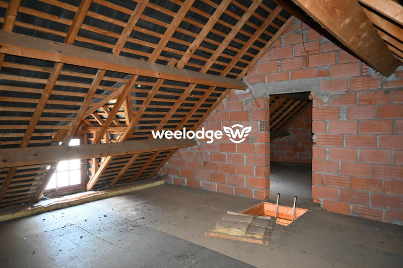 Maison traditionnelle - 72 m² - 7 pièces